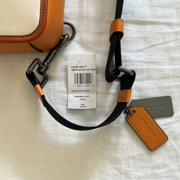 Sullivan Pack With Coach Stamp - Picture 5 of 10